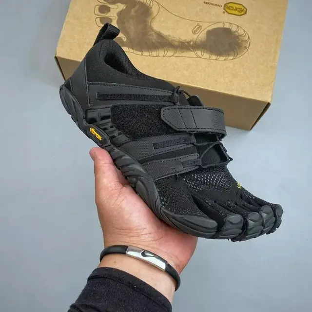 Vibram FiveFingers V-Train 2.0 Training Shoes product photo