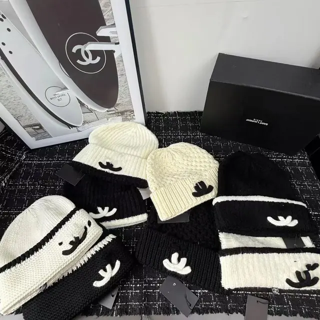 Chanel Logo Knit Beanie Collection product photo